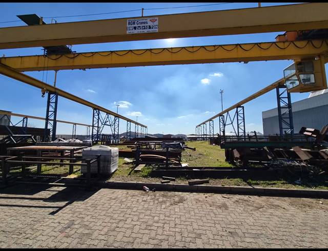 3,000M² INDUSTRIAL YARD TO LET IN ROODEKOP